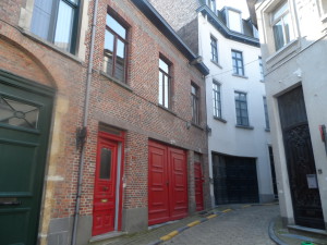 Sint-Jansvest 26 en 28 A B C - zijstraat Walpoortstraat (na 1986)