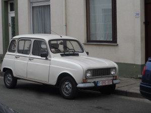 Witte Renault 4 