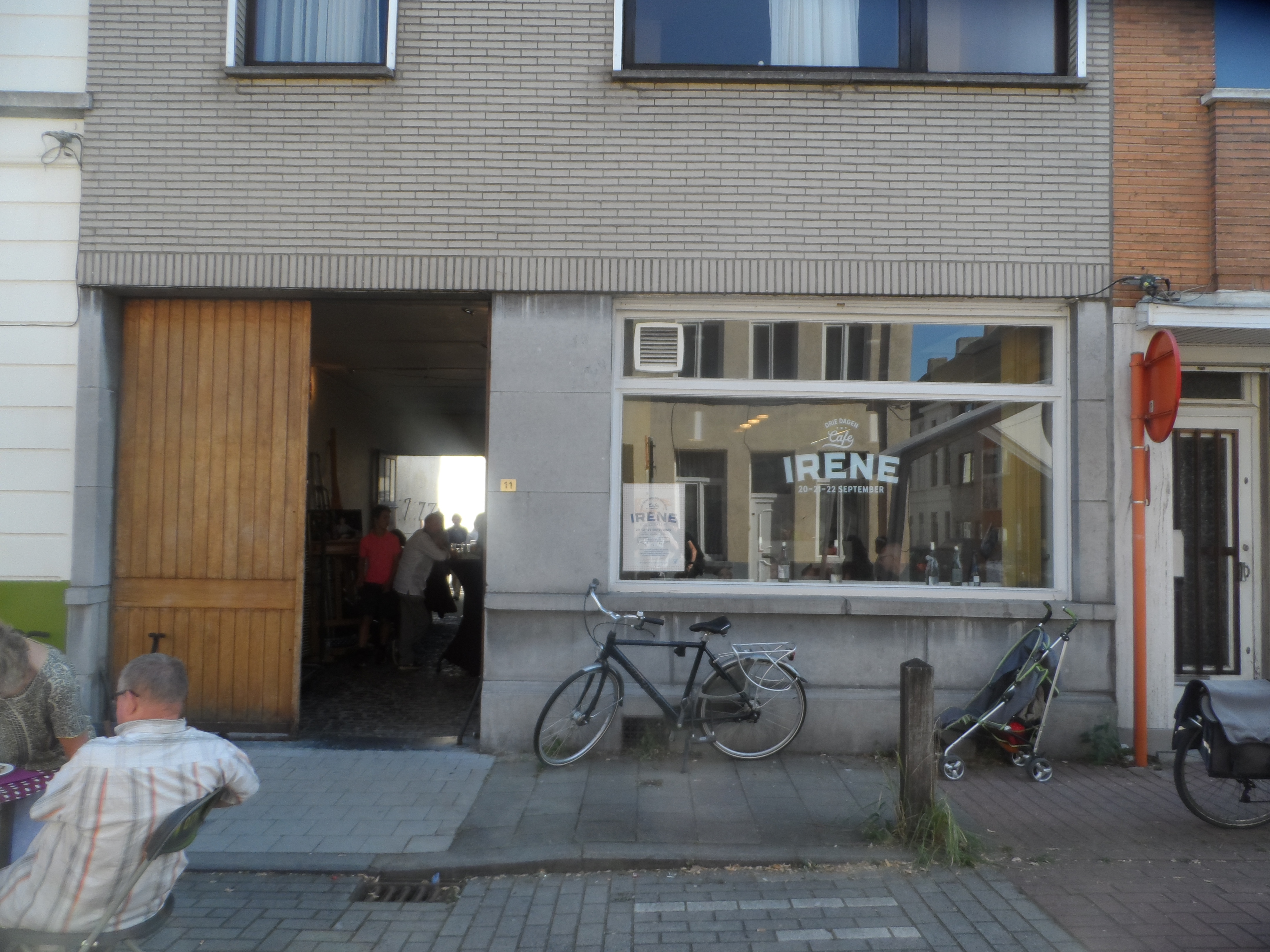 206 Ossenstraat - laatste cafeetje Slachthuis gaat vandaag dicht 2019.09.22 SAM_3742 (3)